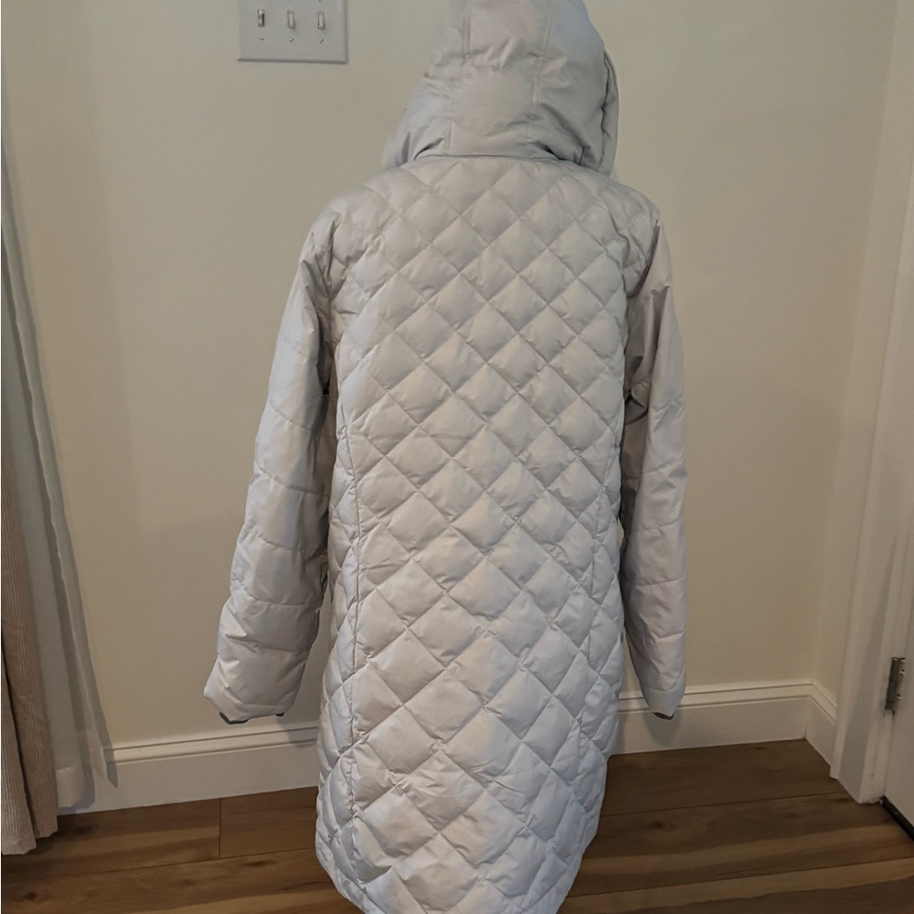 Eddie Bauer Women's White Quilted Hooded Puffer Jacket